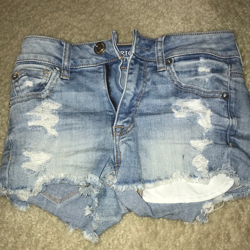 AEO Light Washed Ripped Jean Shorts